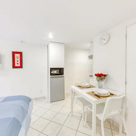 דירה Cosy Avec Parking Gratuit- Paris & - Rer A